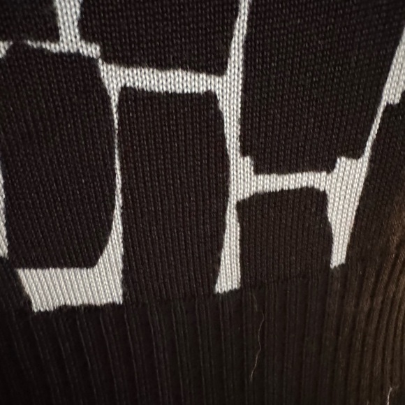 White House Black Market Knot Dress - Picture 5 of 7